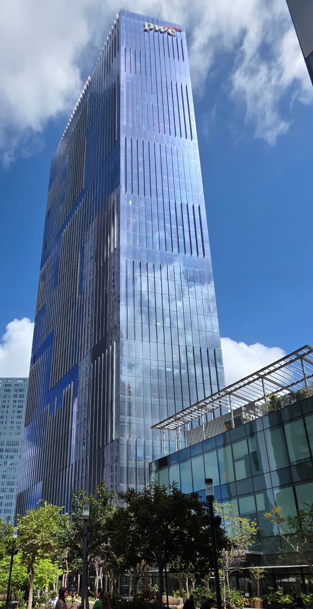 מגדל עזריאלי טאון להשכרת משרדים, מתחם מידטאון תל אביב